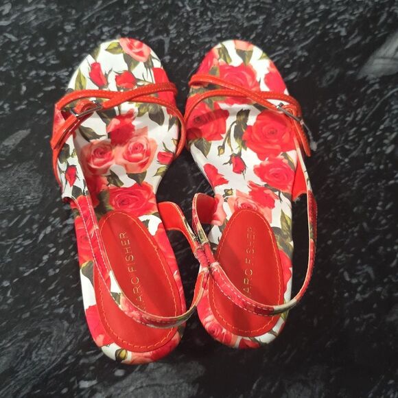 BRAND NEW MARC FISHER FLORA  SLINGBACK  HEELS SANDALS R3 - Picture 10 of 16